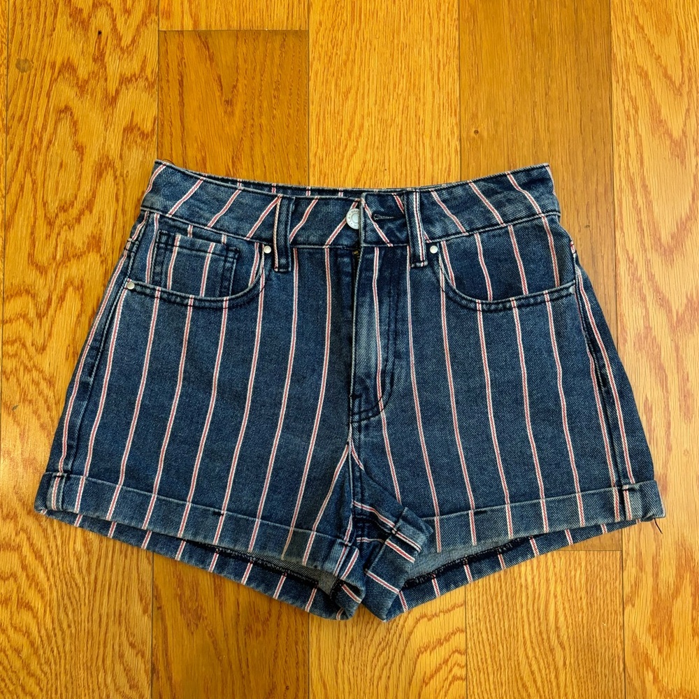 PacSun Denim Mom Shorts, size 24